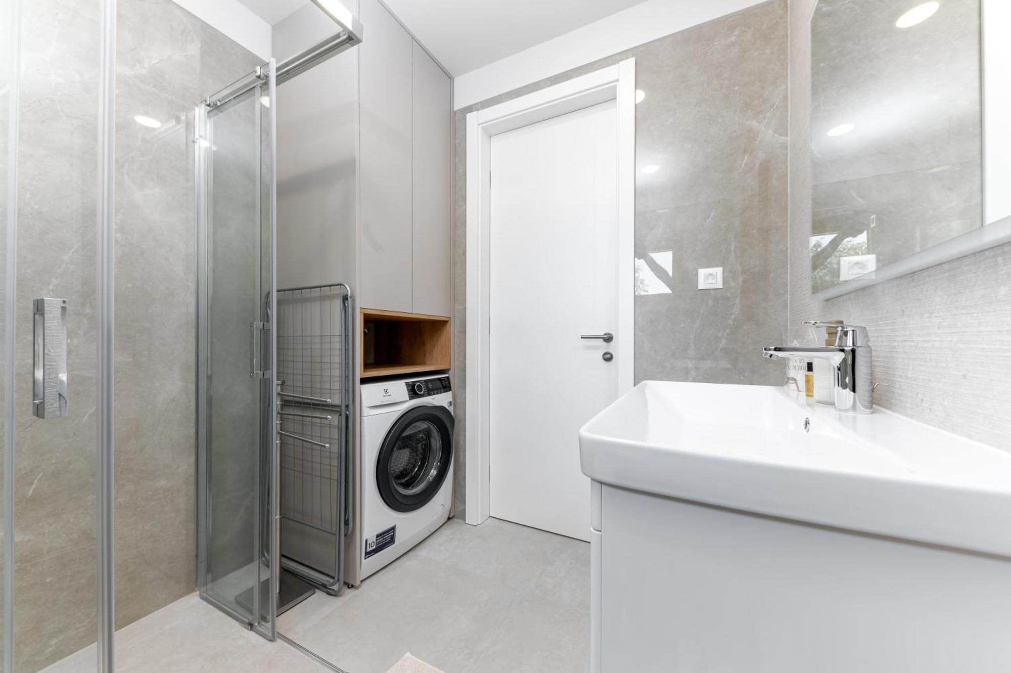 Luxury Adria Sea City & Mountain View Apartment Makarska Esterno foto
