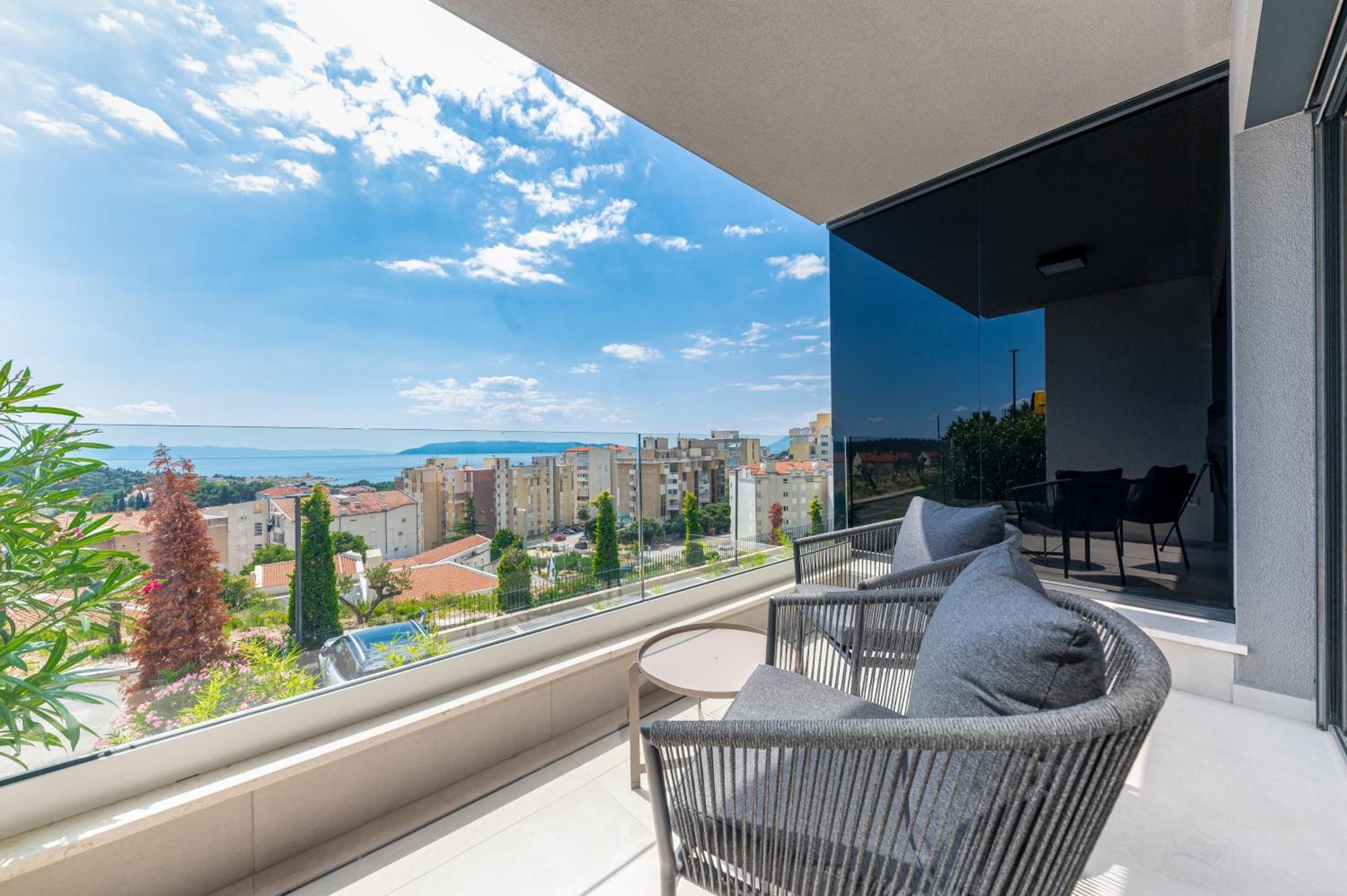 Luxury Adria Sea City & Mountain View Apartment Makarska Esterno foto